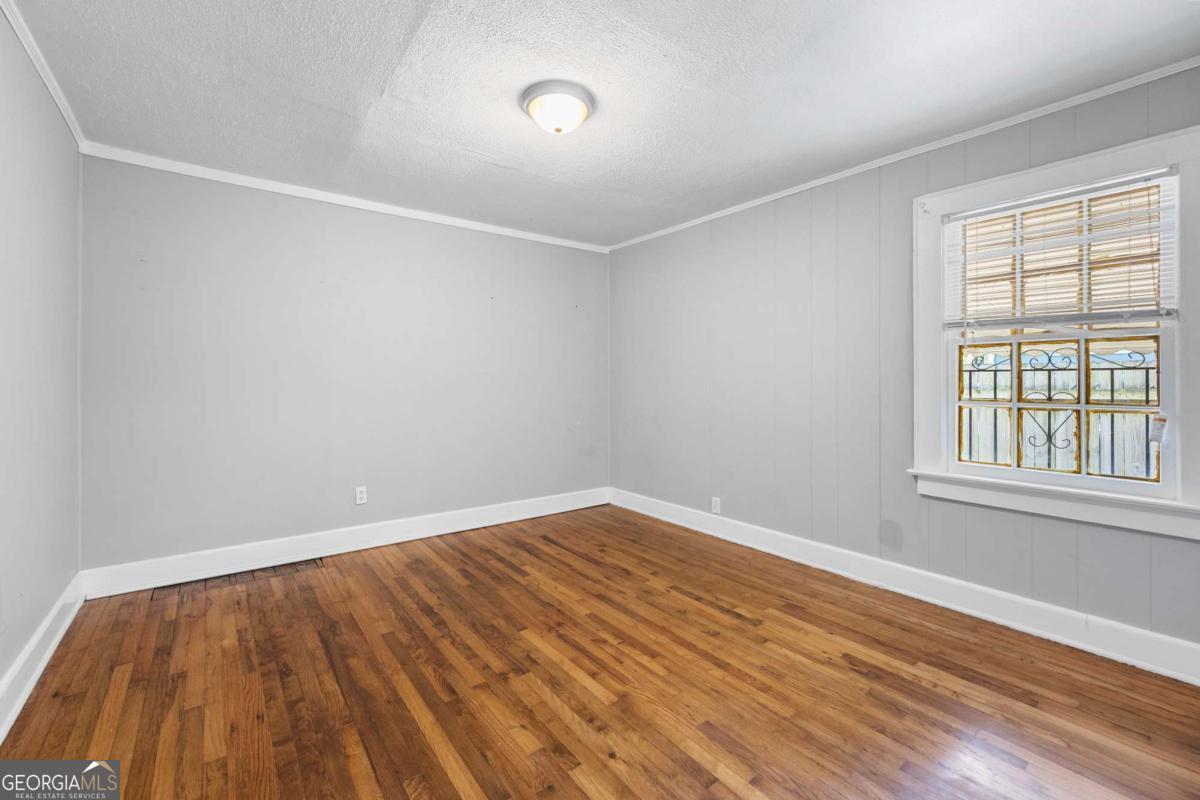 1938 Maywood Place NW