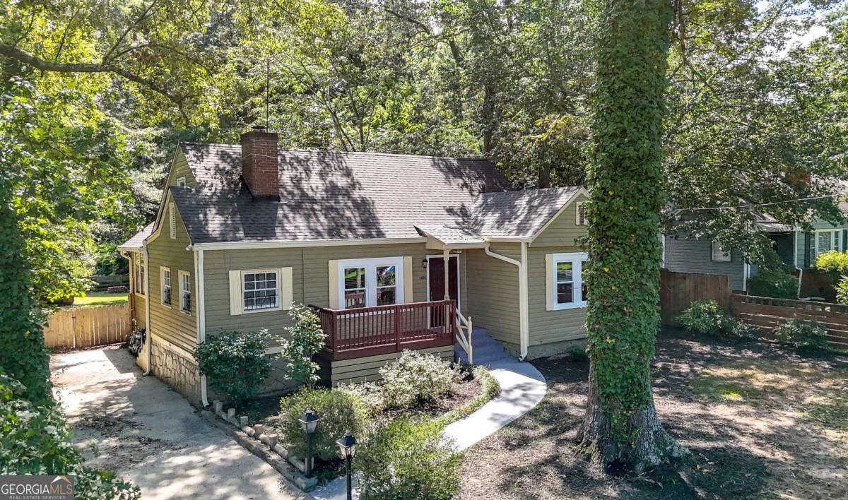 1938 Maywood Place NW