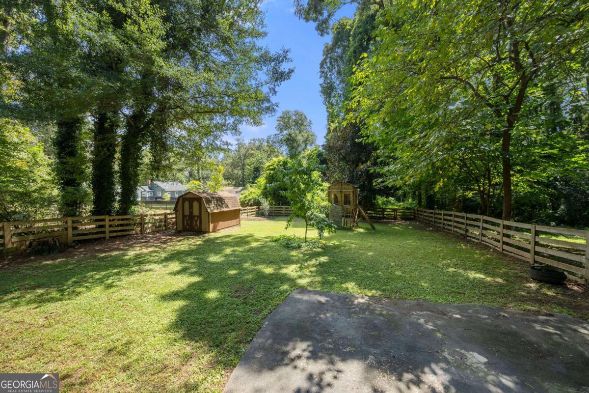 1938 Maywood Place NW