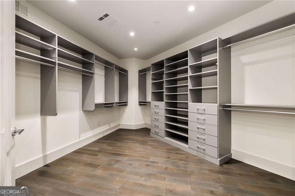 3107 Peachtree Road NE # 1803