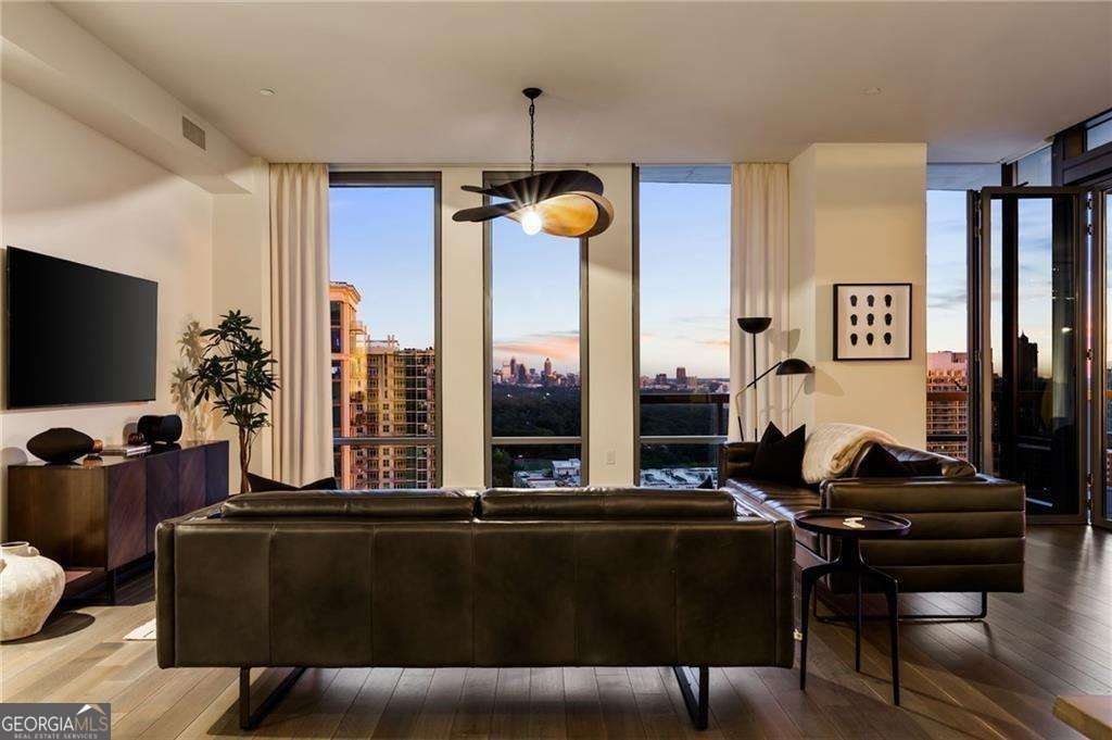 3107 Peachtree Road NE # 1803