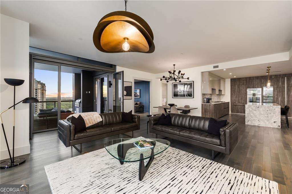 3107 Peachtree Road NE # 1803