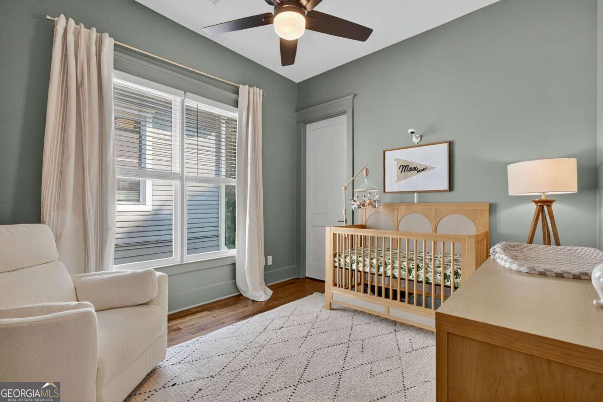 1054 White Oak Avenue SW