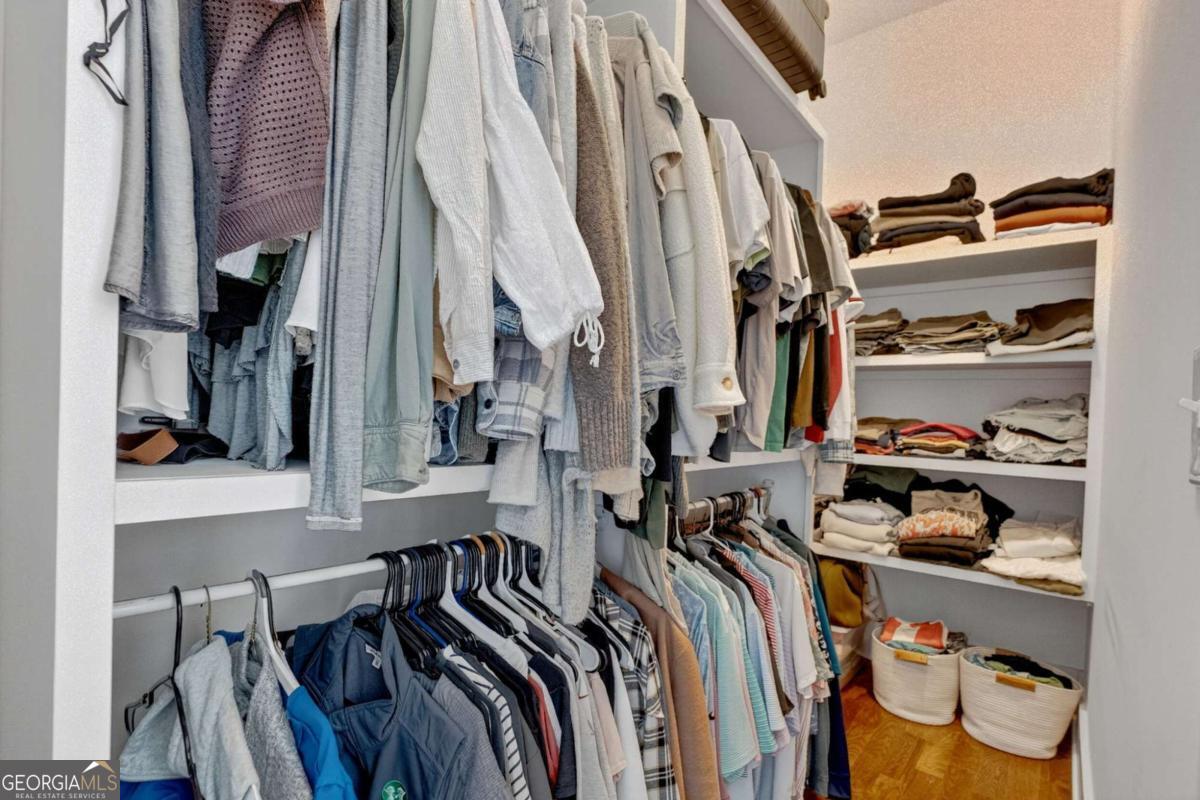 1054 White Oak Avenue SW