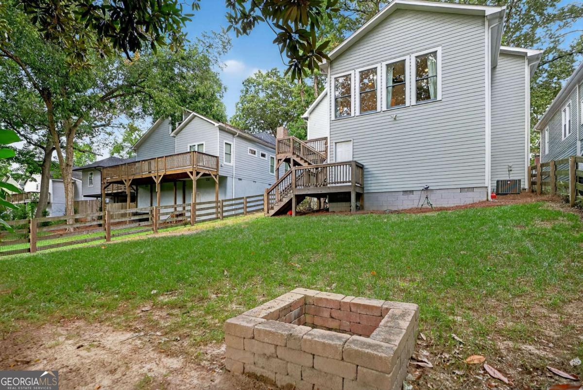 1054 White Oak Avenue SW