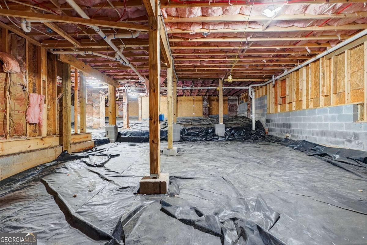 1054 White Oak Avenue SW