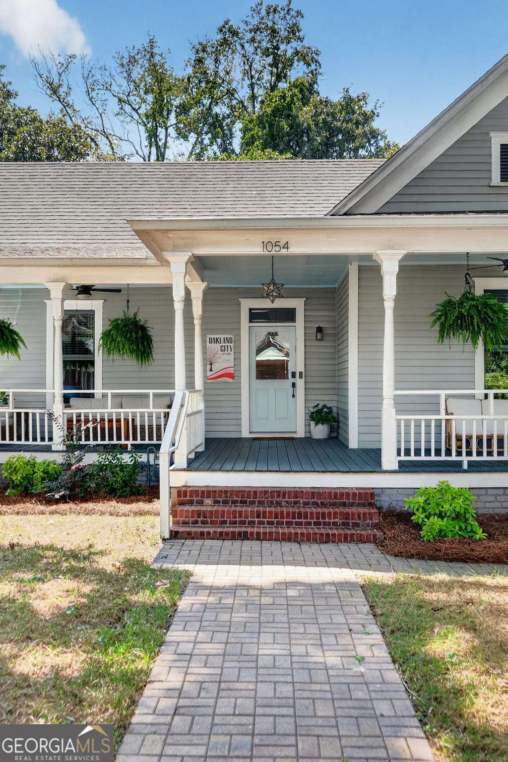 1054 White Oak Avenue SW