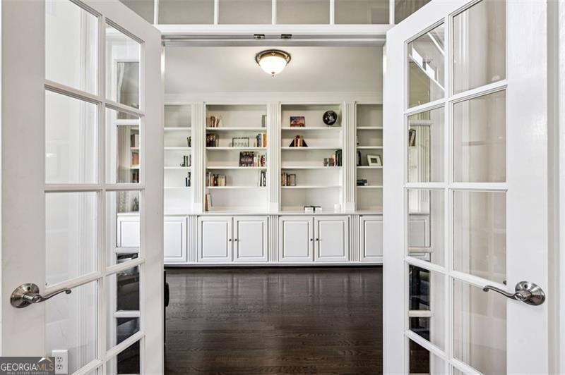 2296 Valley Brook Way NE