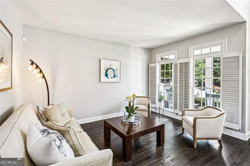 2296 Valley Brook Way NE