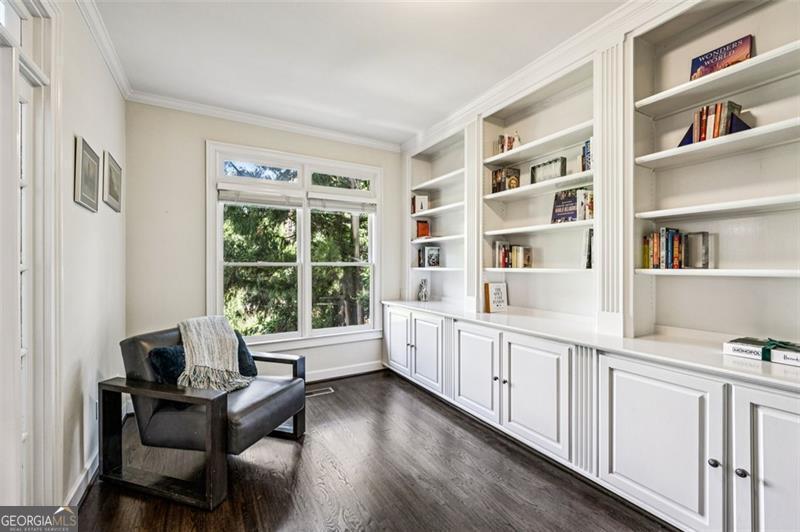 2296 Valley Brook Way NE