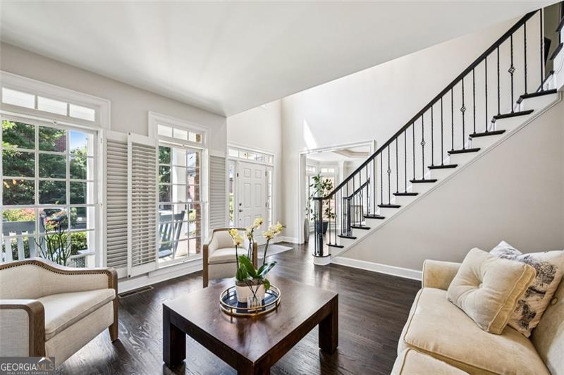 2296 Valley Brook Way NE