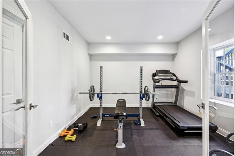 2296 Valley Brook Way NE