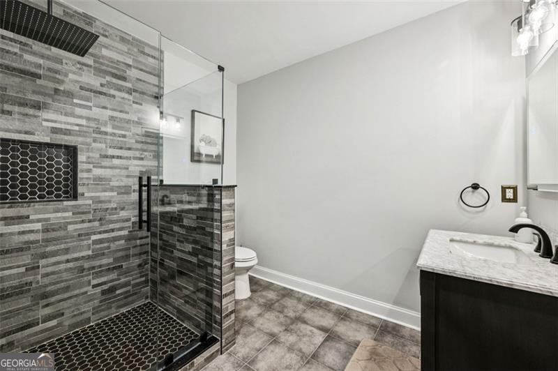 2296 Valley Brook Way NE