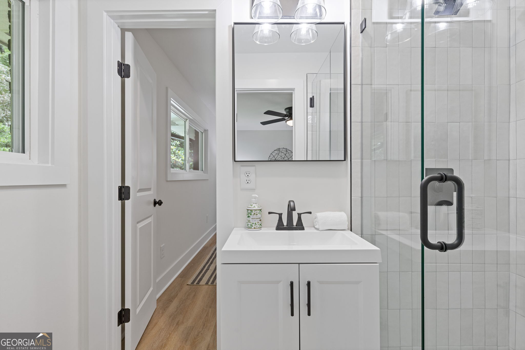 3008 Ridgeside Court