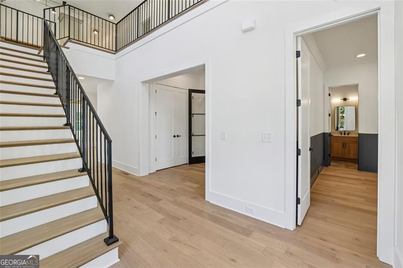 2595 Apple Valley Road