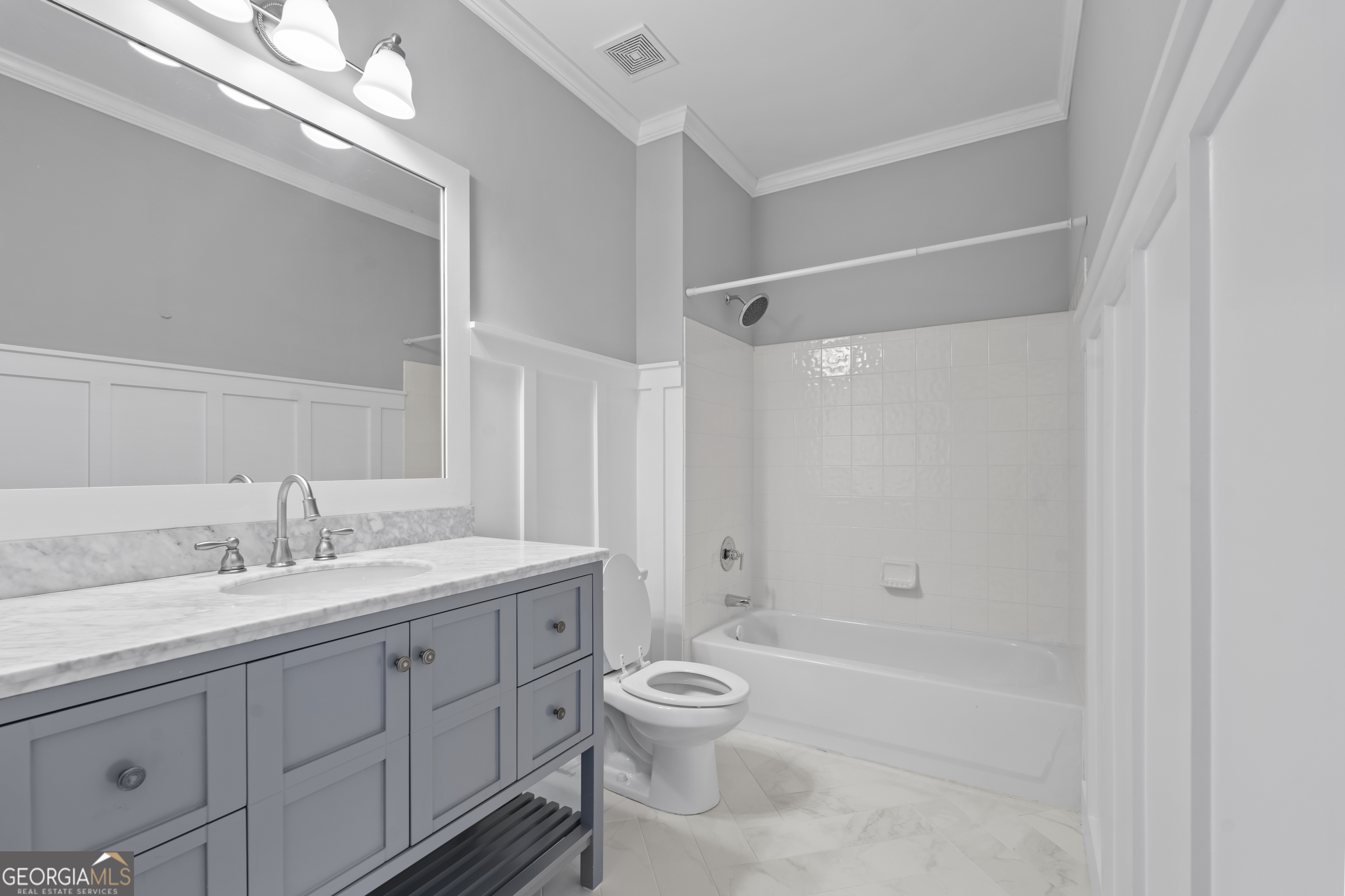 141 Ennisbrook Drive SE