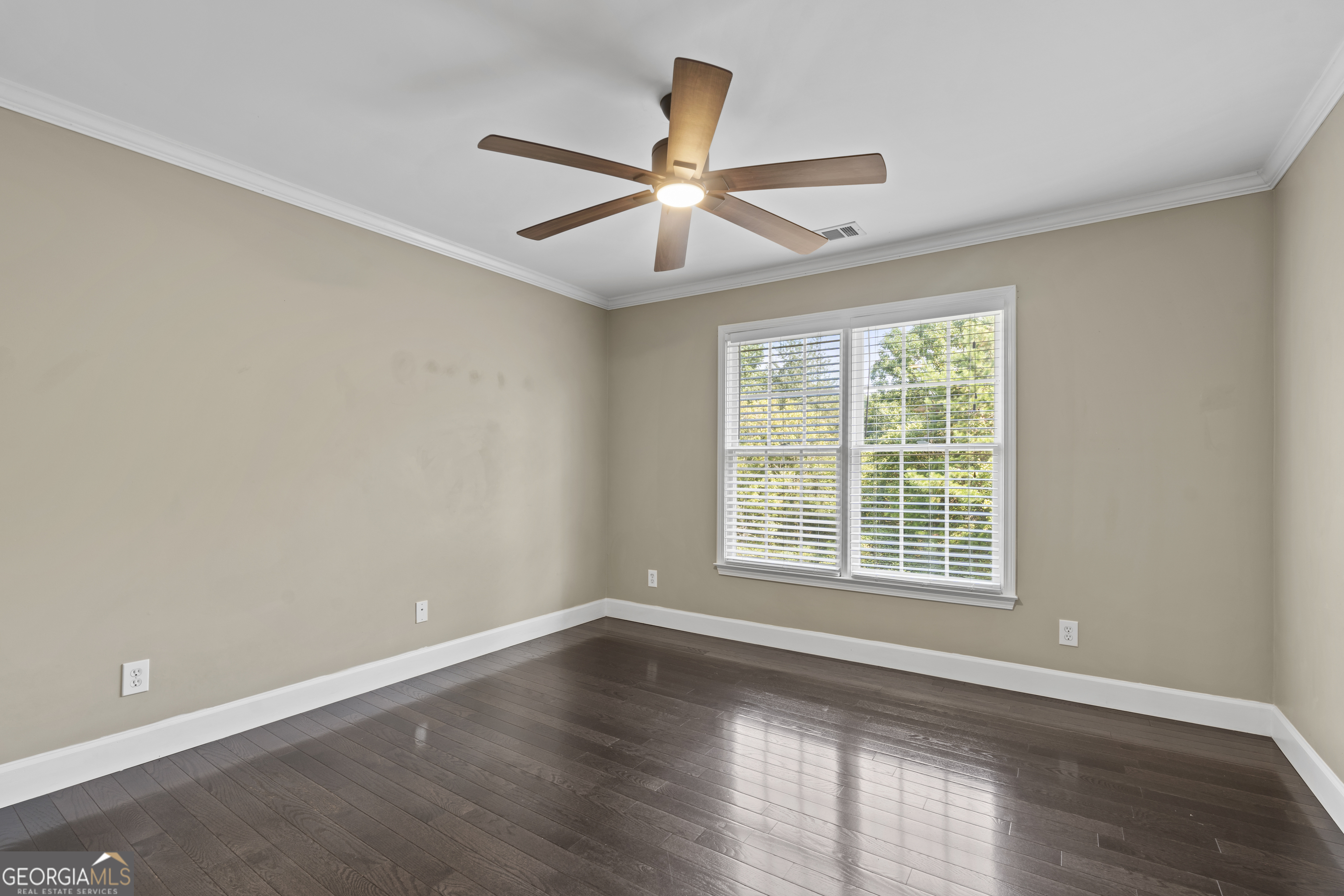 141 Ennisbrook Drive SE