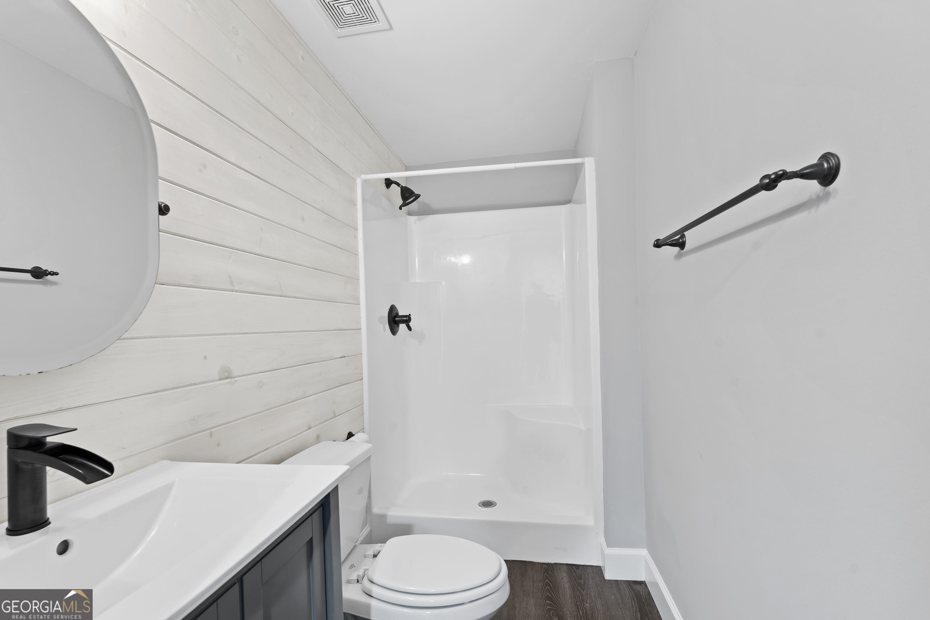 141 Ennisbrook Drive SE