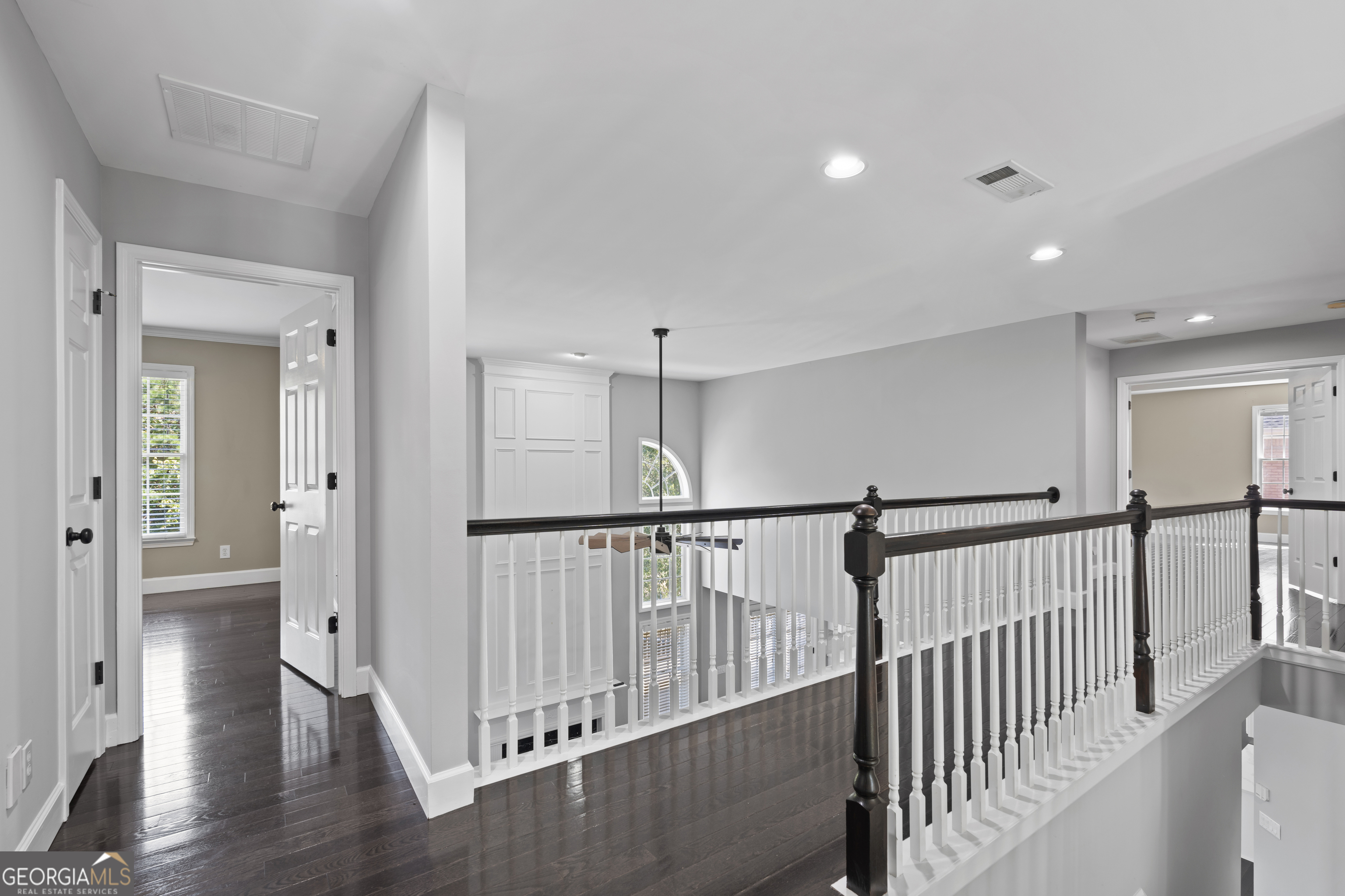 141 Ennisbrook Drive SE