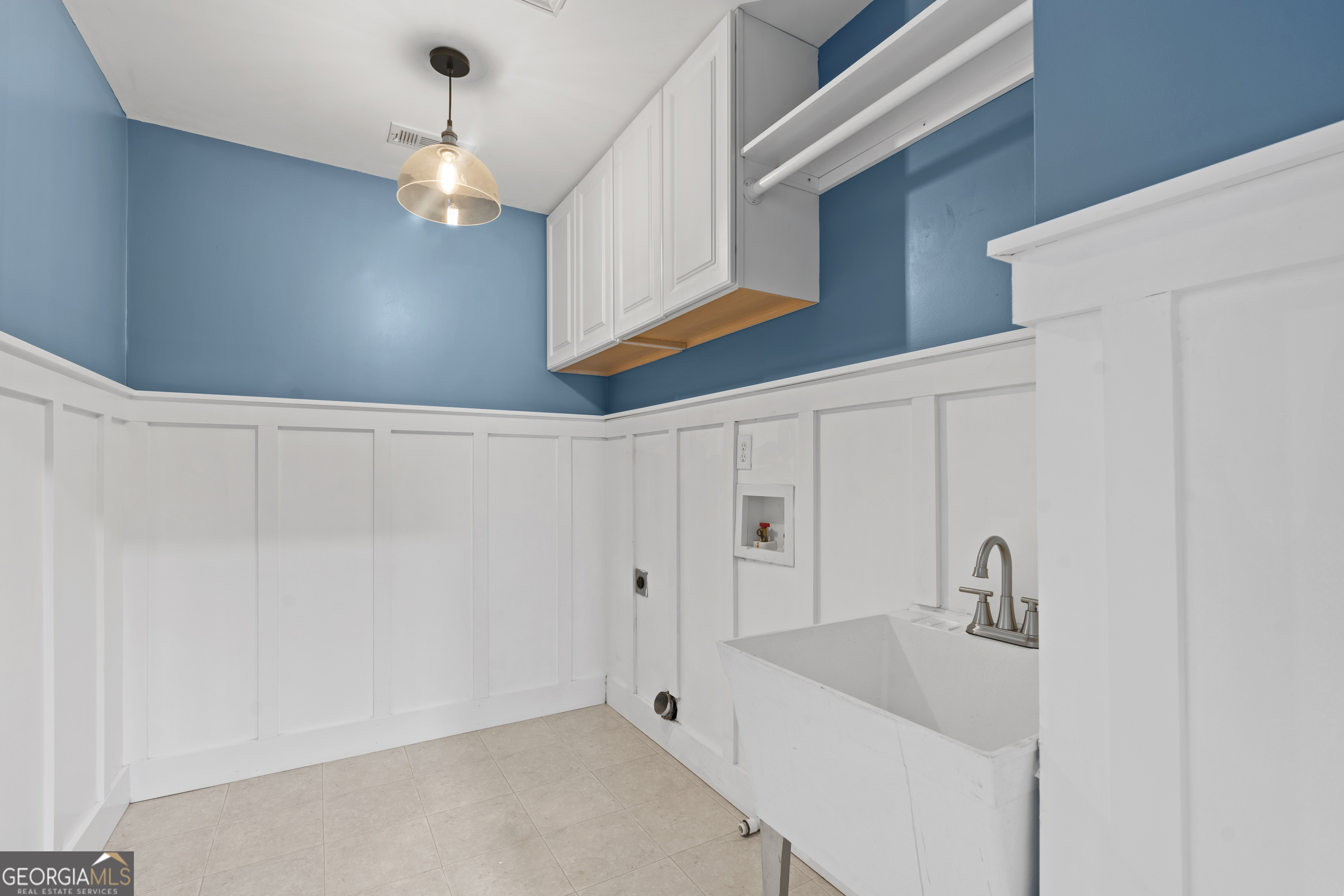 141 Ennisbrook Drive SE