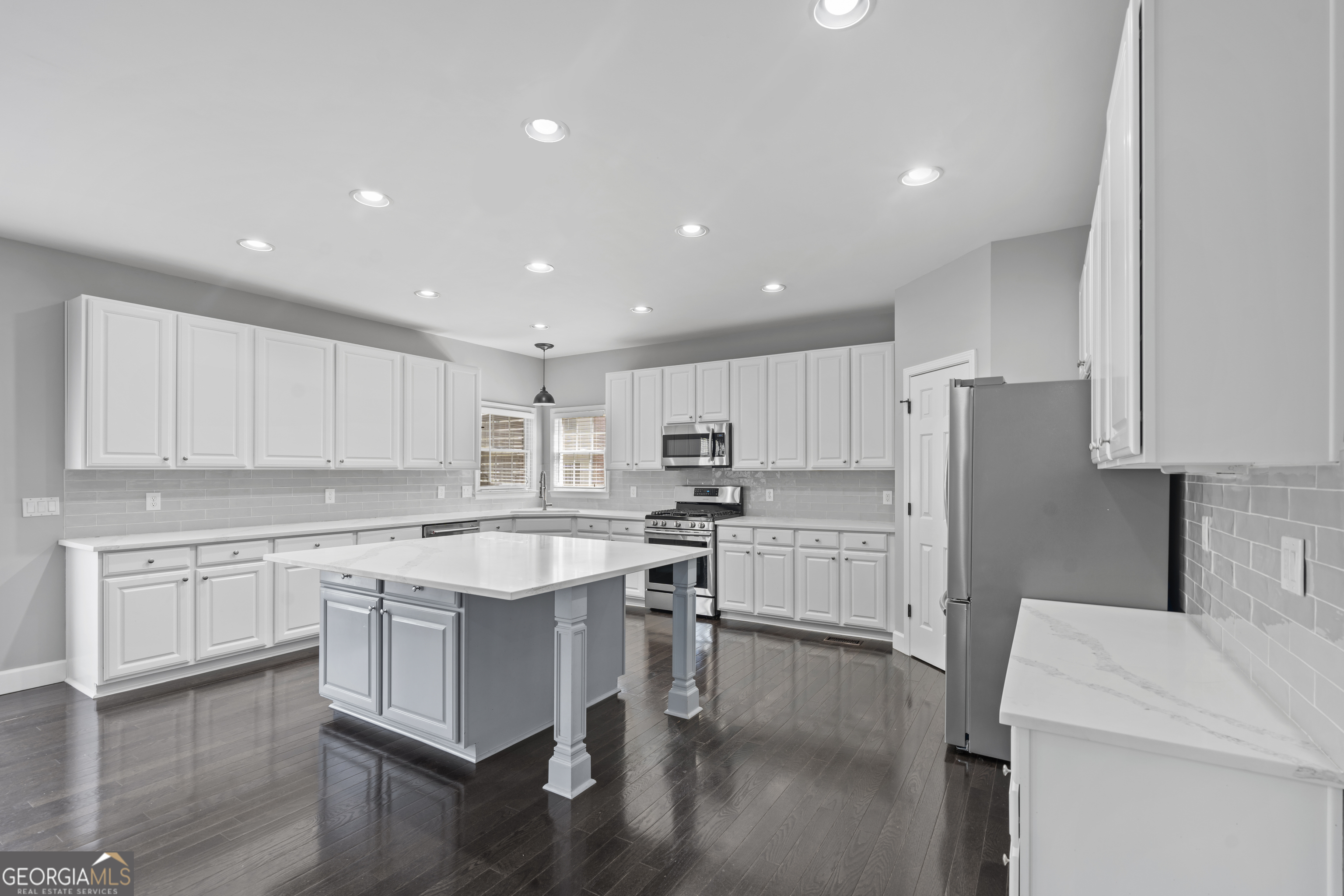 141 Ennisbrook Drive SE