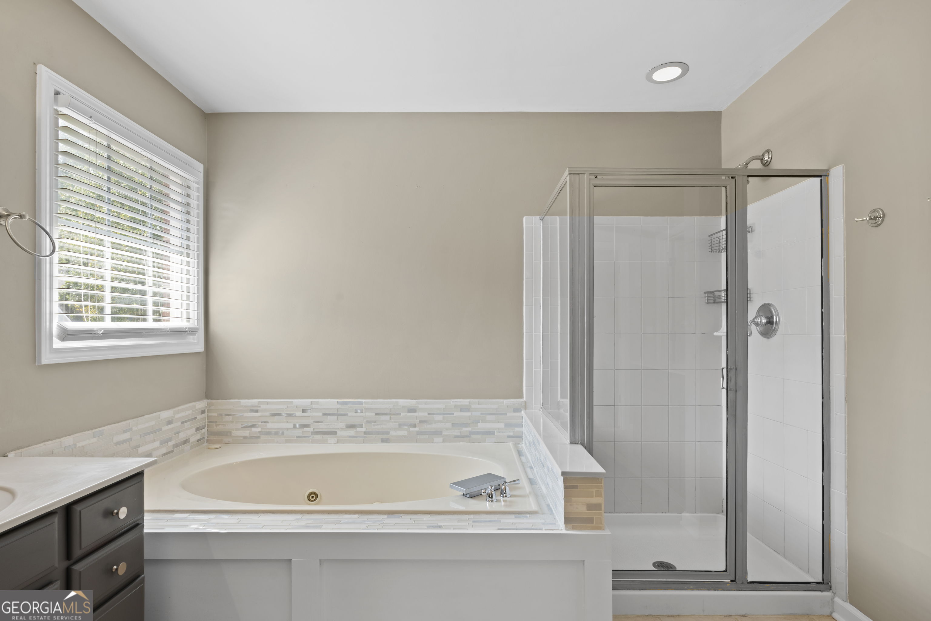 141 Ennisbrook Drive SE