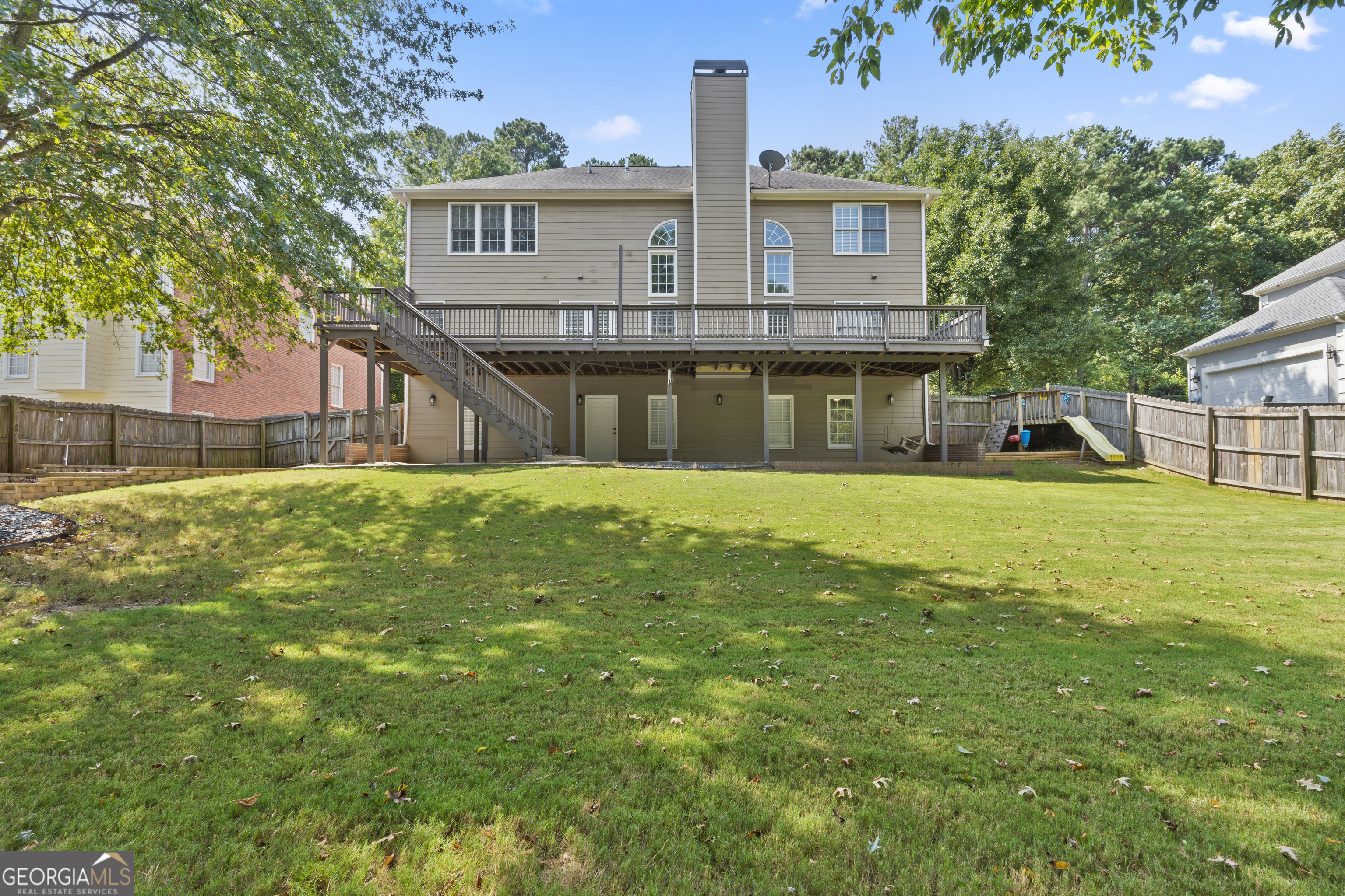 141 Ennisbrook Drive SE