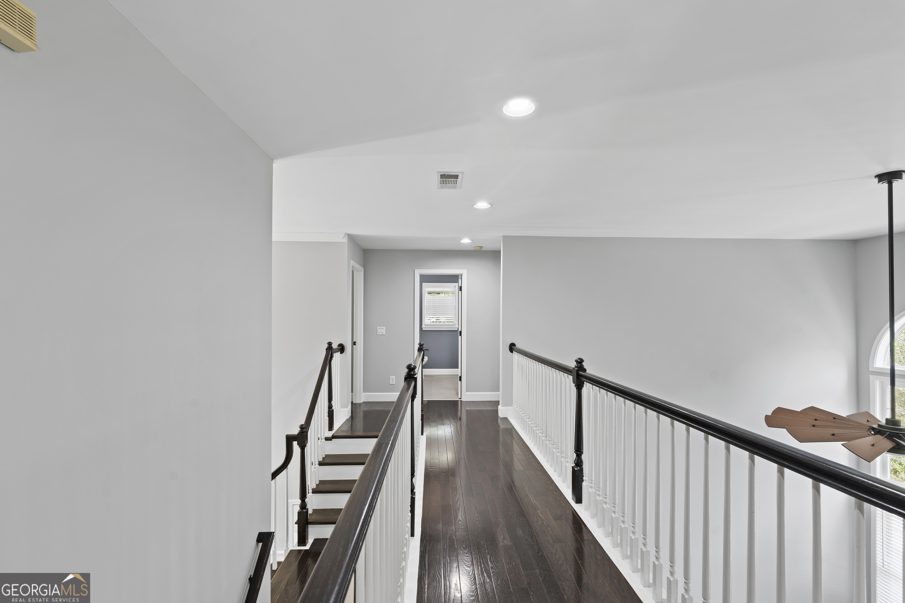 141 Ennisbrook Drive SE