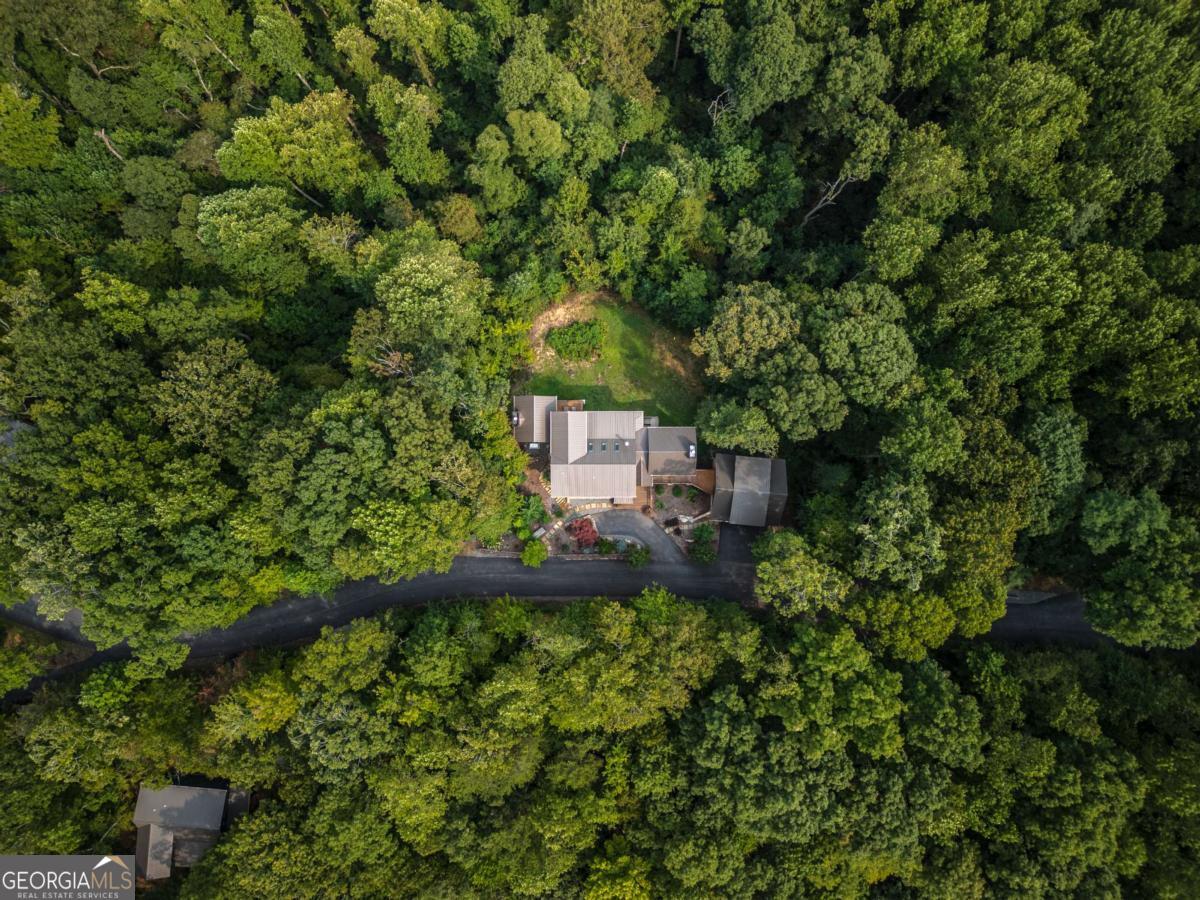 851 N Moreland Drive N