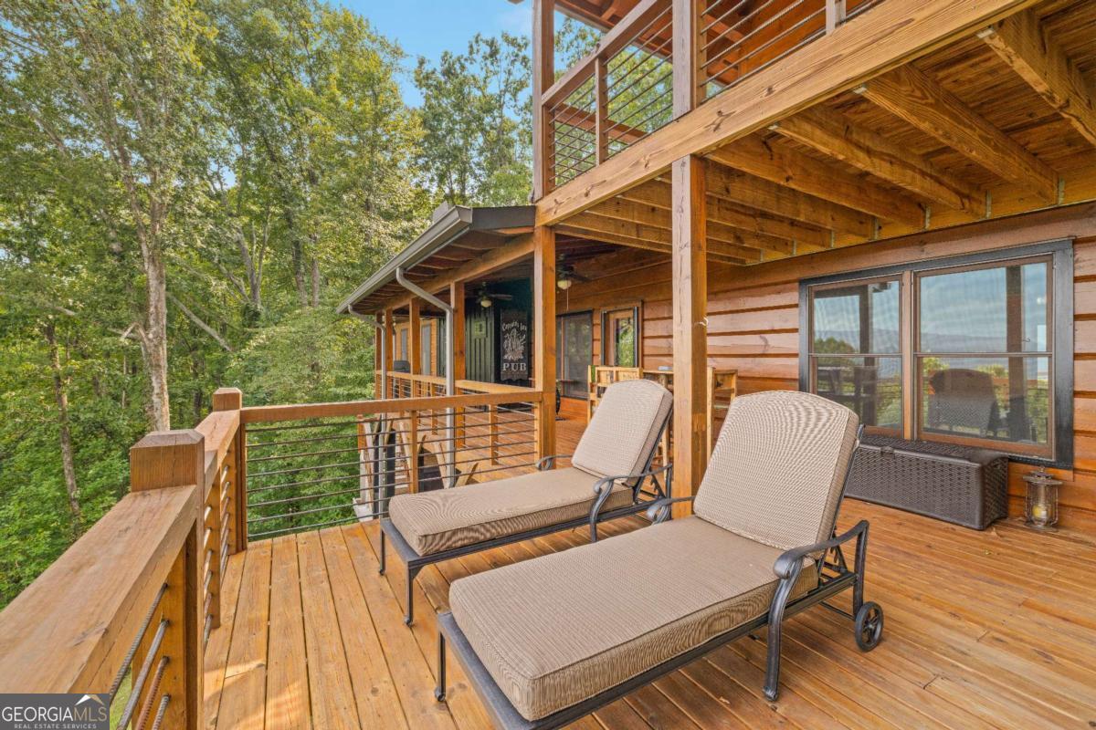 851 N Moreland Drive N