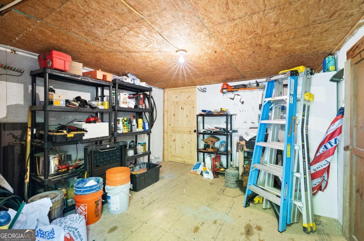 851 N Moreland Drive N