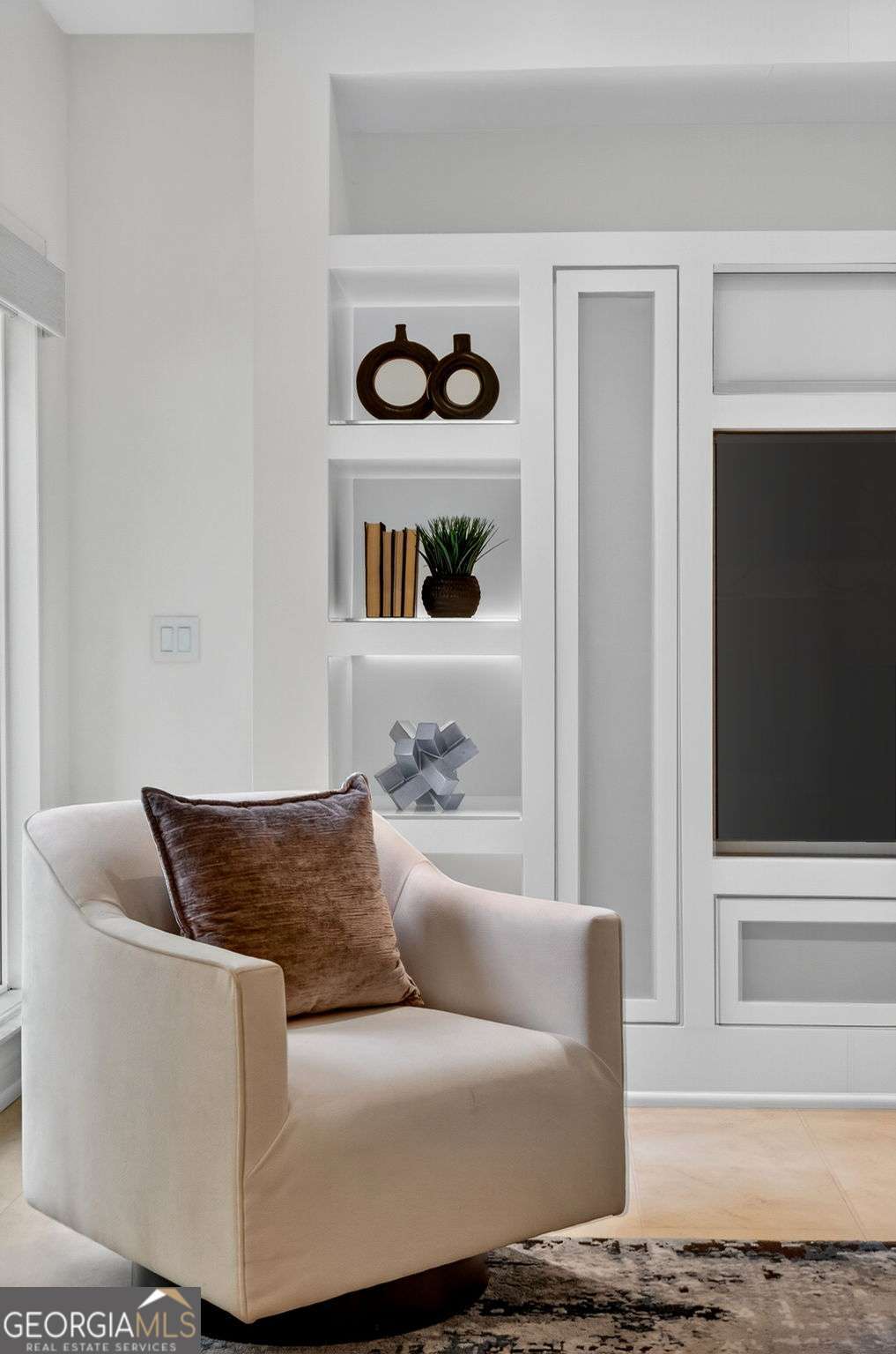 4569 Fountain Drive.