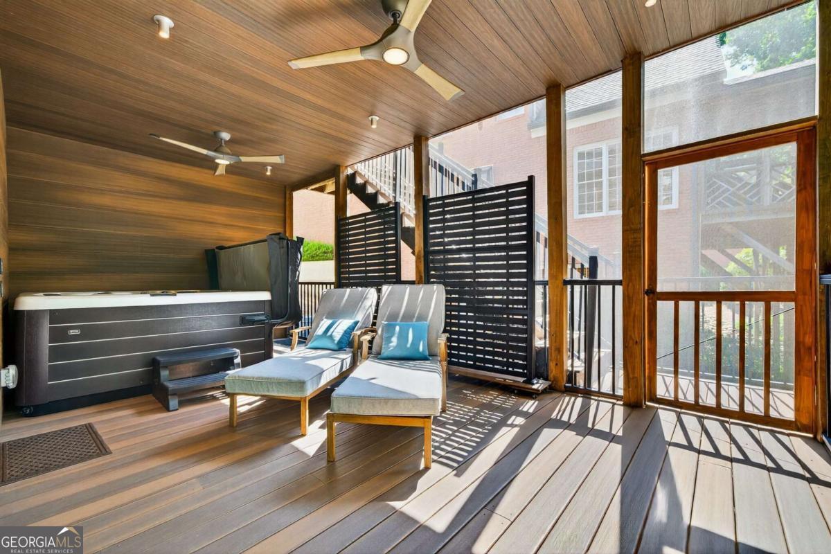 4569 Fountain Drive.