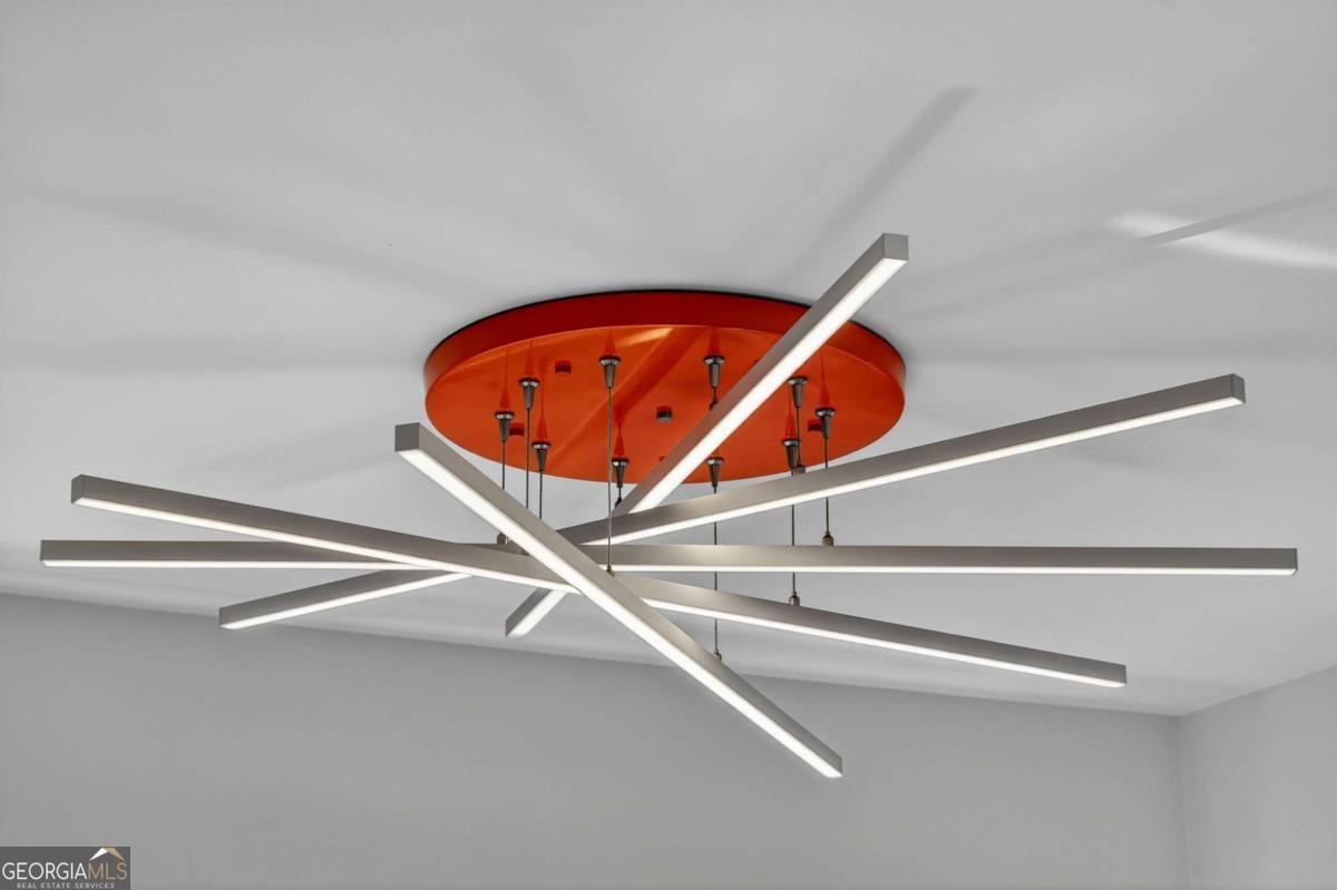 4569 Fountain Drive.