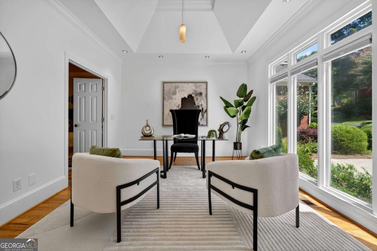 4569 Fountain Drive.