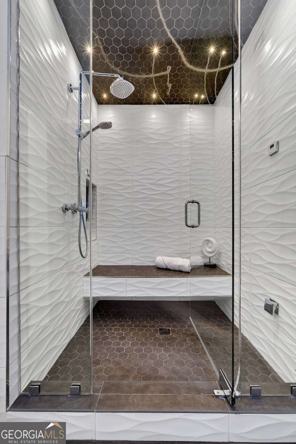 4569 Fountain Drive.