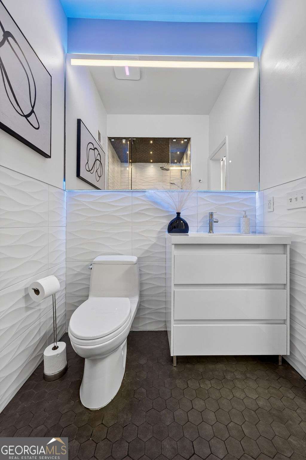 4569 Fountain Drive.