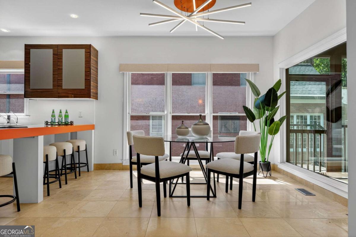 4569 Fountain Drive.