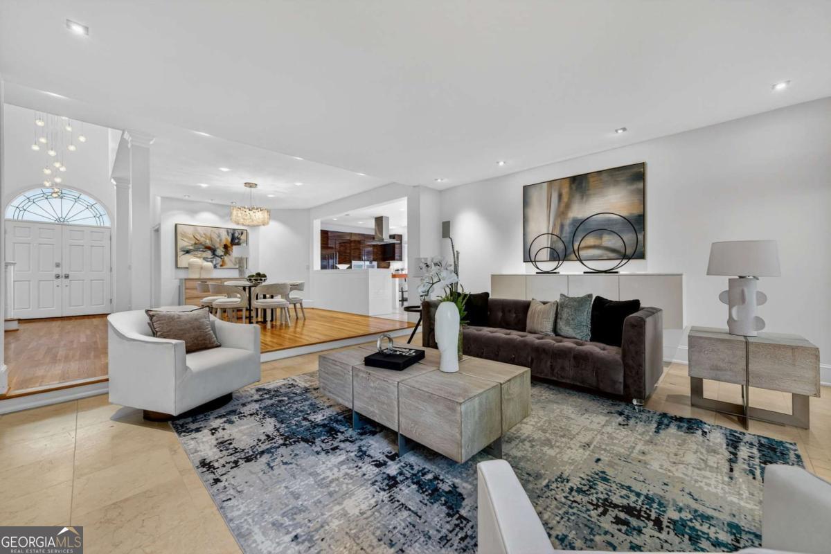 4569 Fountain Drive.