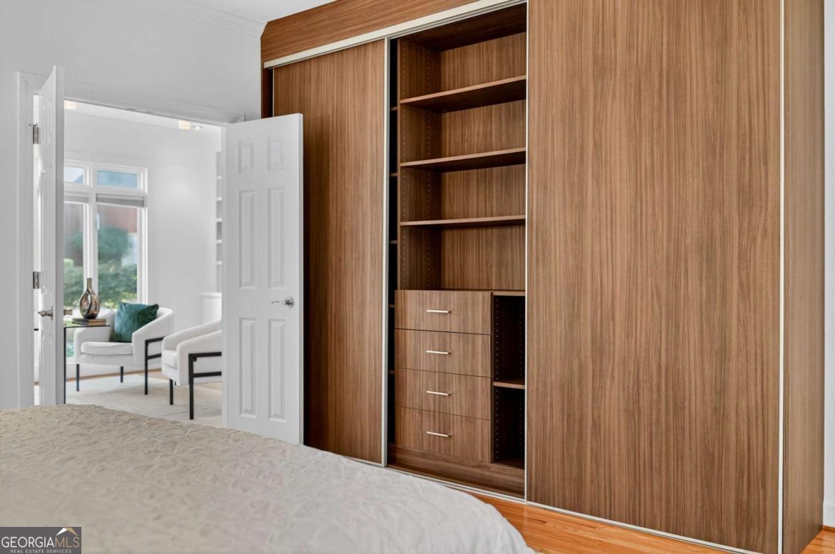 4569 Fountain Drive.