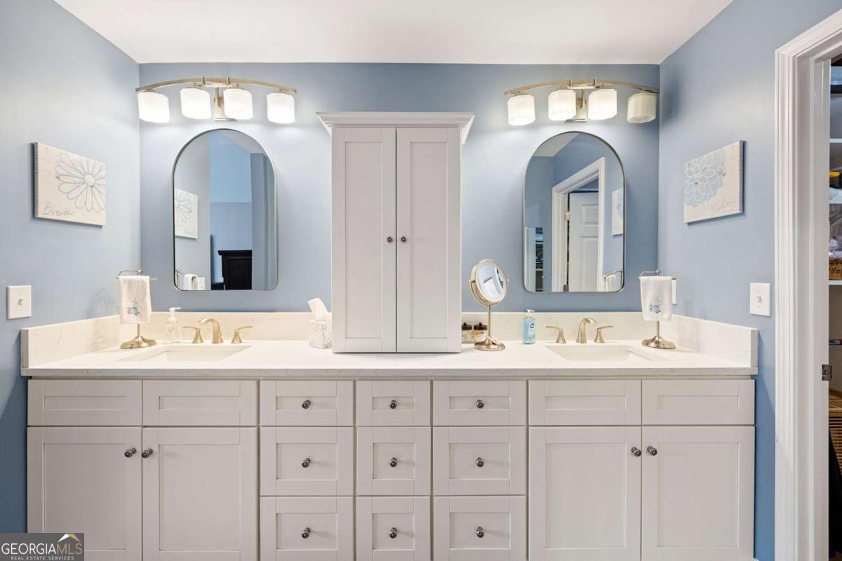 2228 Carefree Circle # 4