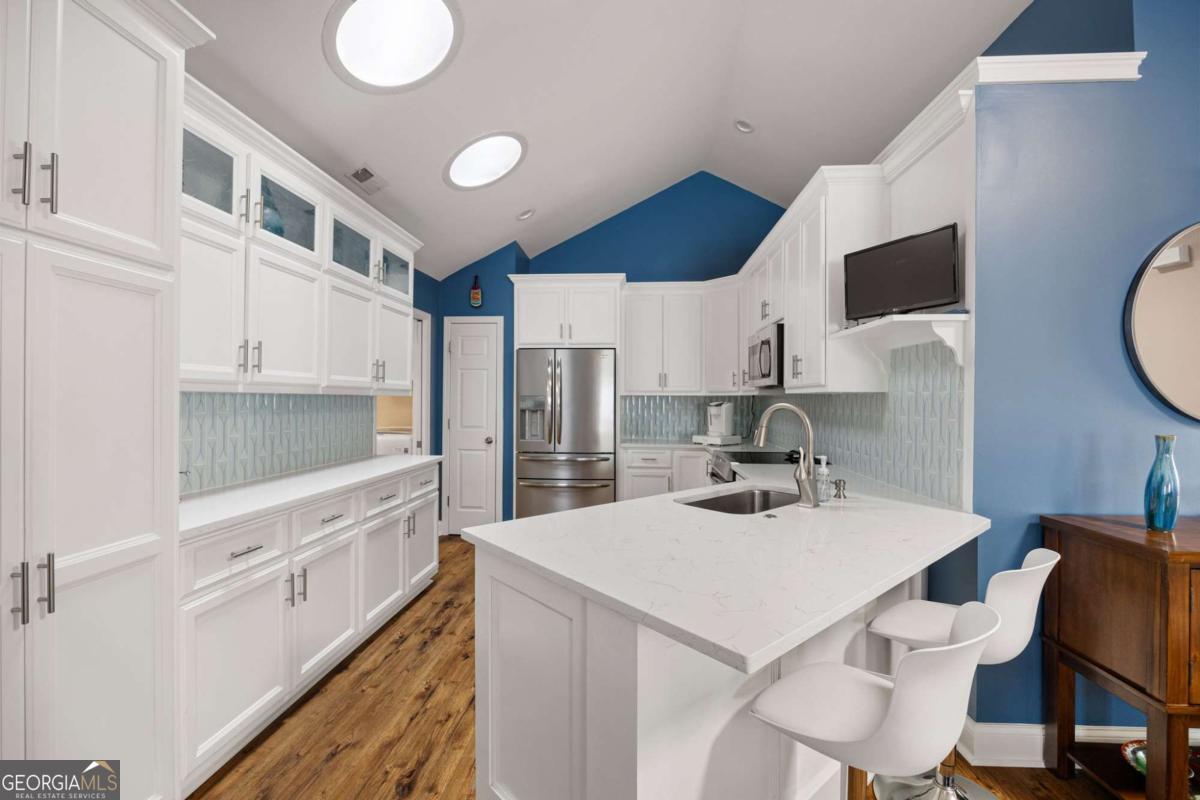 2228 Carefree Circle # 4