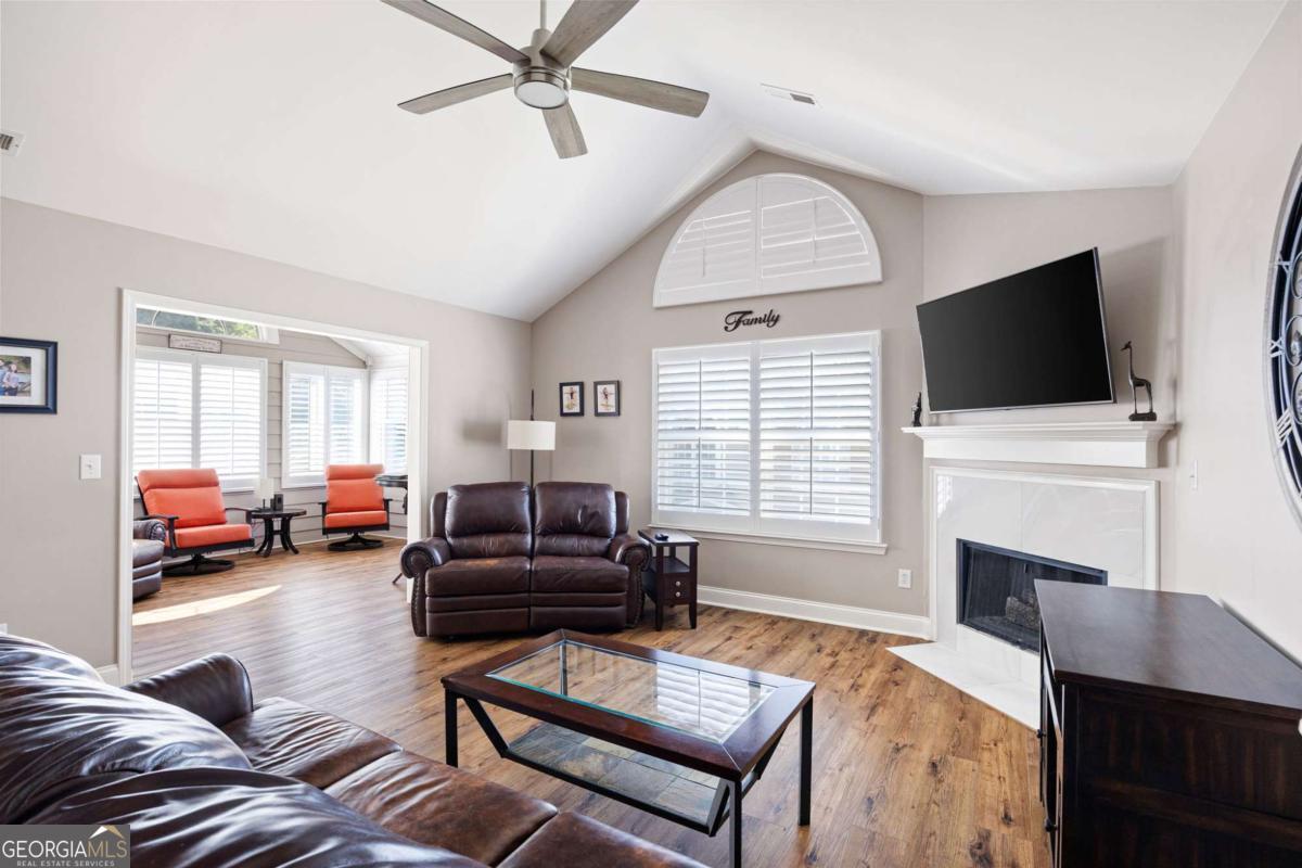 2228 Carefree Circle # 4