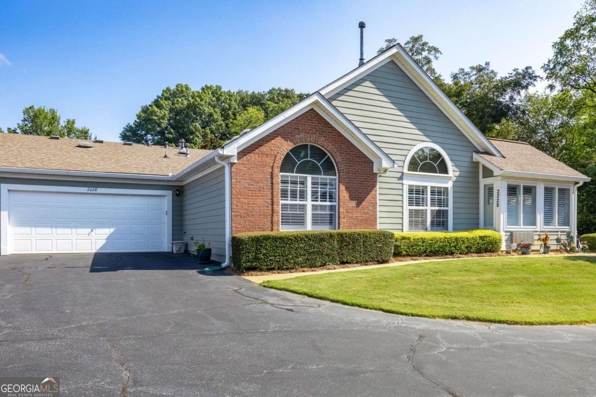 2228 Carefree Circle # 4