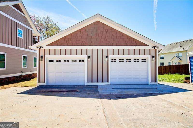 290 VALLEY HILL Road SW