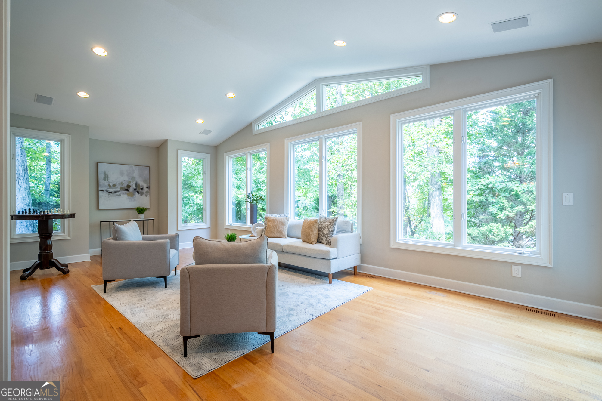 1104 Kelden Ridge NE