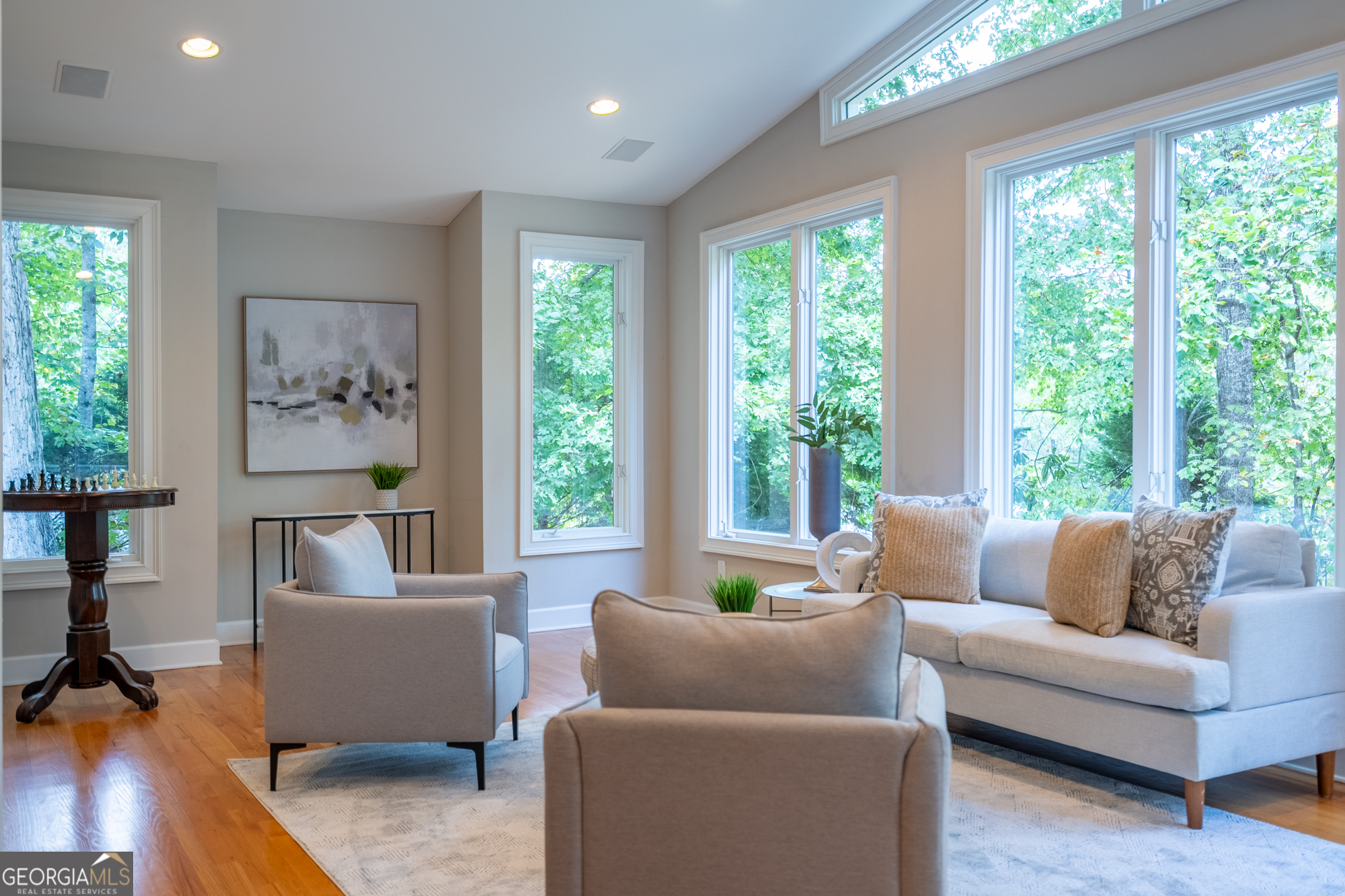 1104 Kelden Ridge NE