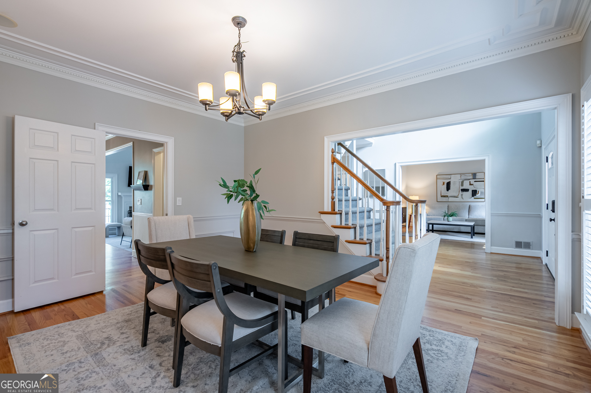 1104 Kelden Ridge NE