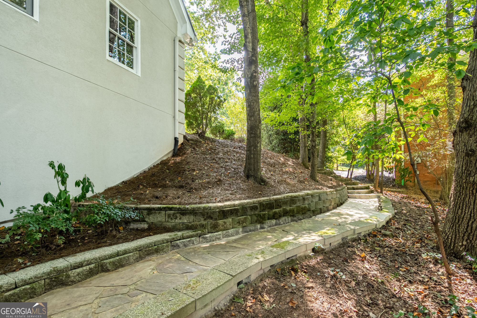 1104 Kelden Ridge NE