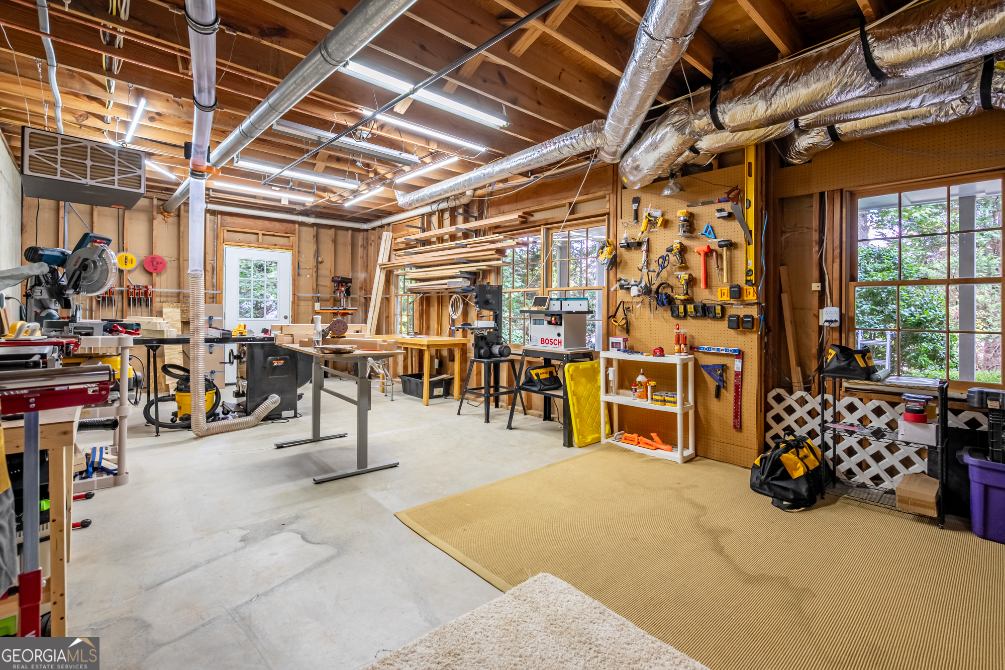 1104 Kelden Ridge NE